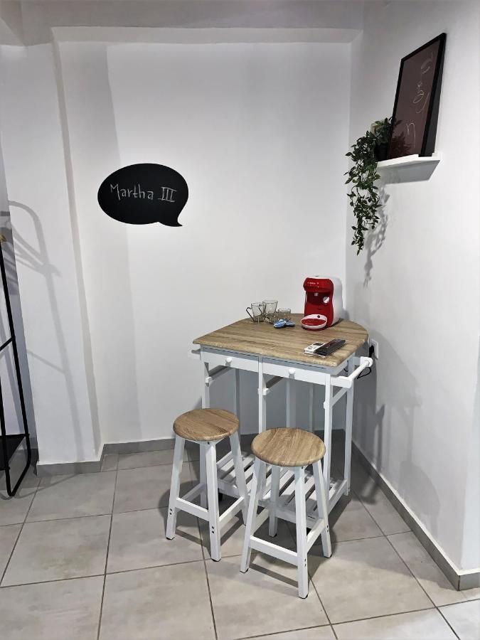 Martha III Appartement Amaliada Buitenkant foto