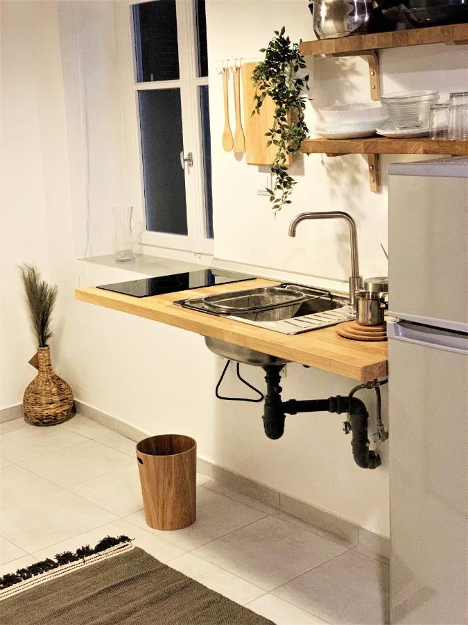 Martha III Appartement Amaliada Buitenkant foto